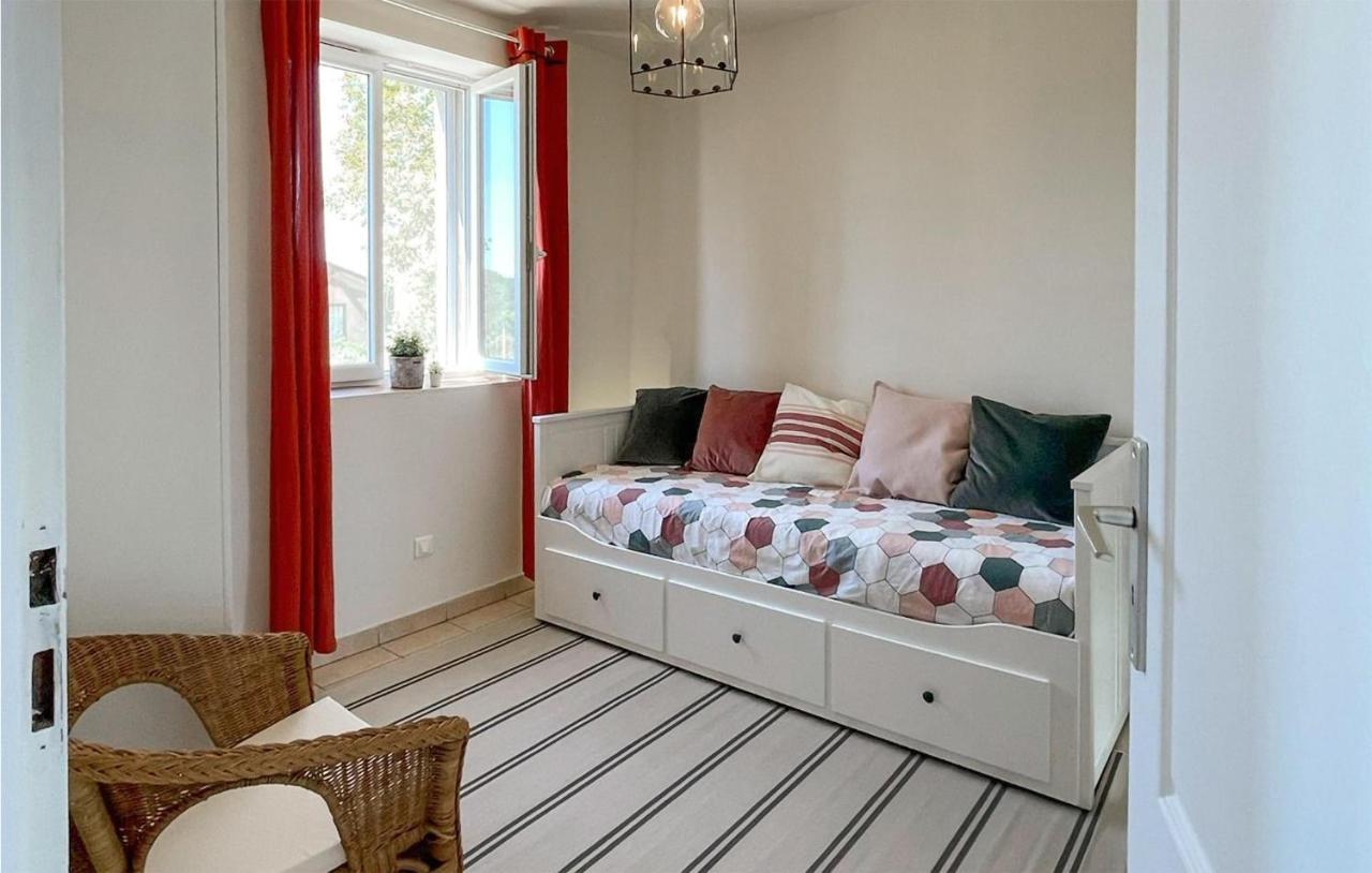 3 Bedroom Lovely Apartment In Mauleon Darmagnac 외부 사진